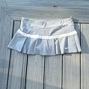 Nike tennis skirt